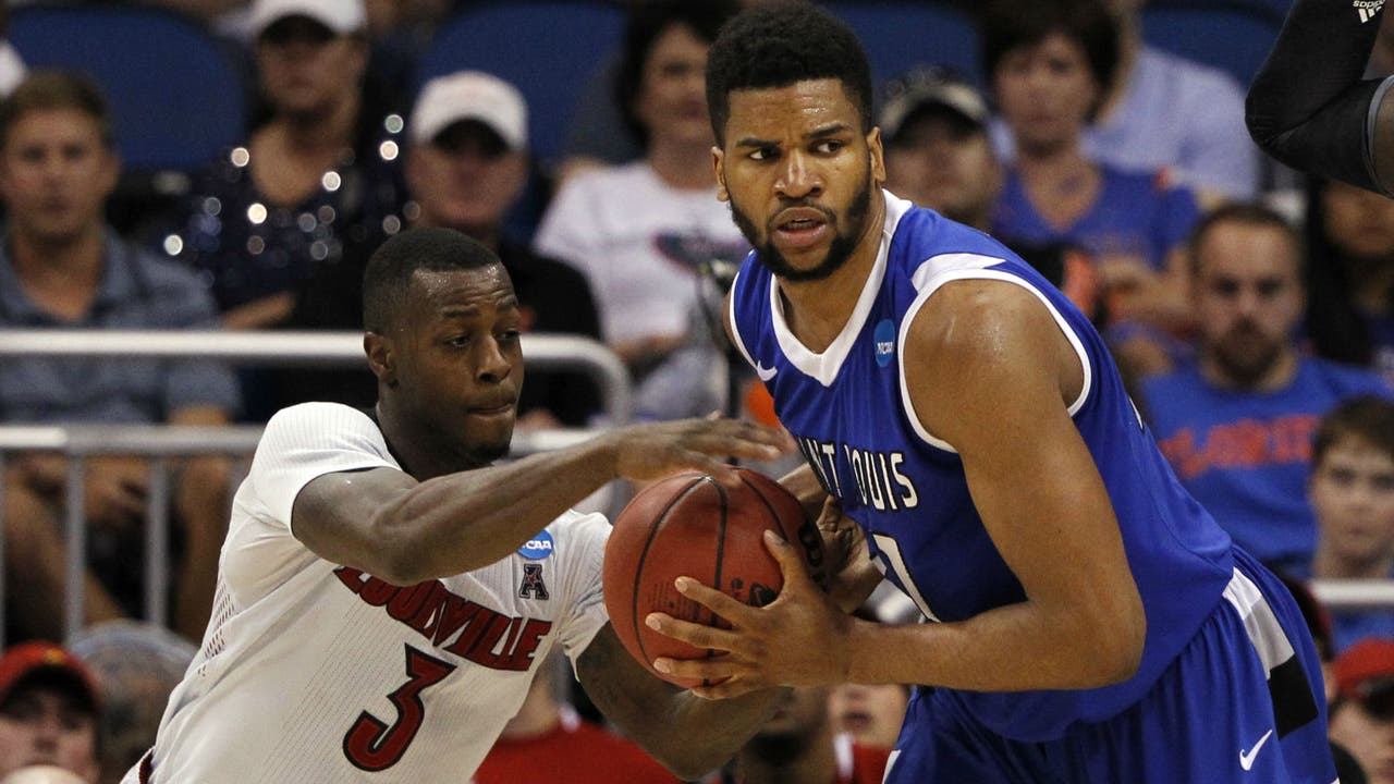 Billikens struggle to take care of basketball, fall to Louisville 66-51